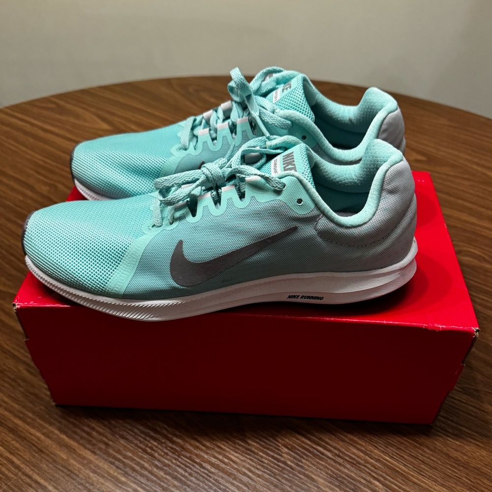 ✅🆕Brand New Women’s Nike Downshifter 8 running shoes SIZE 9, in Aqua.🆕
